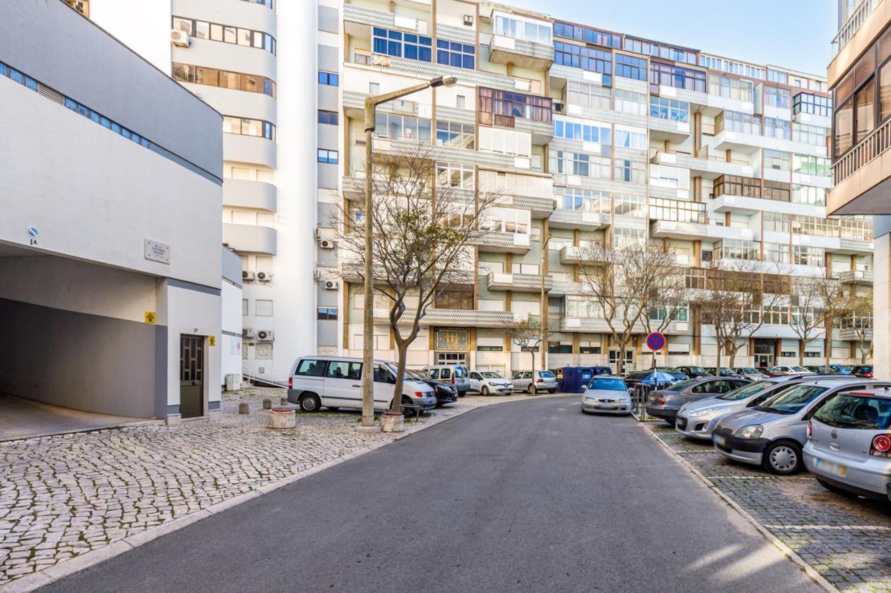 Dora'S Home Cacilhas Экстерьер фото